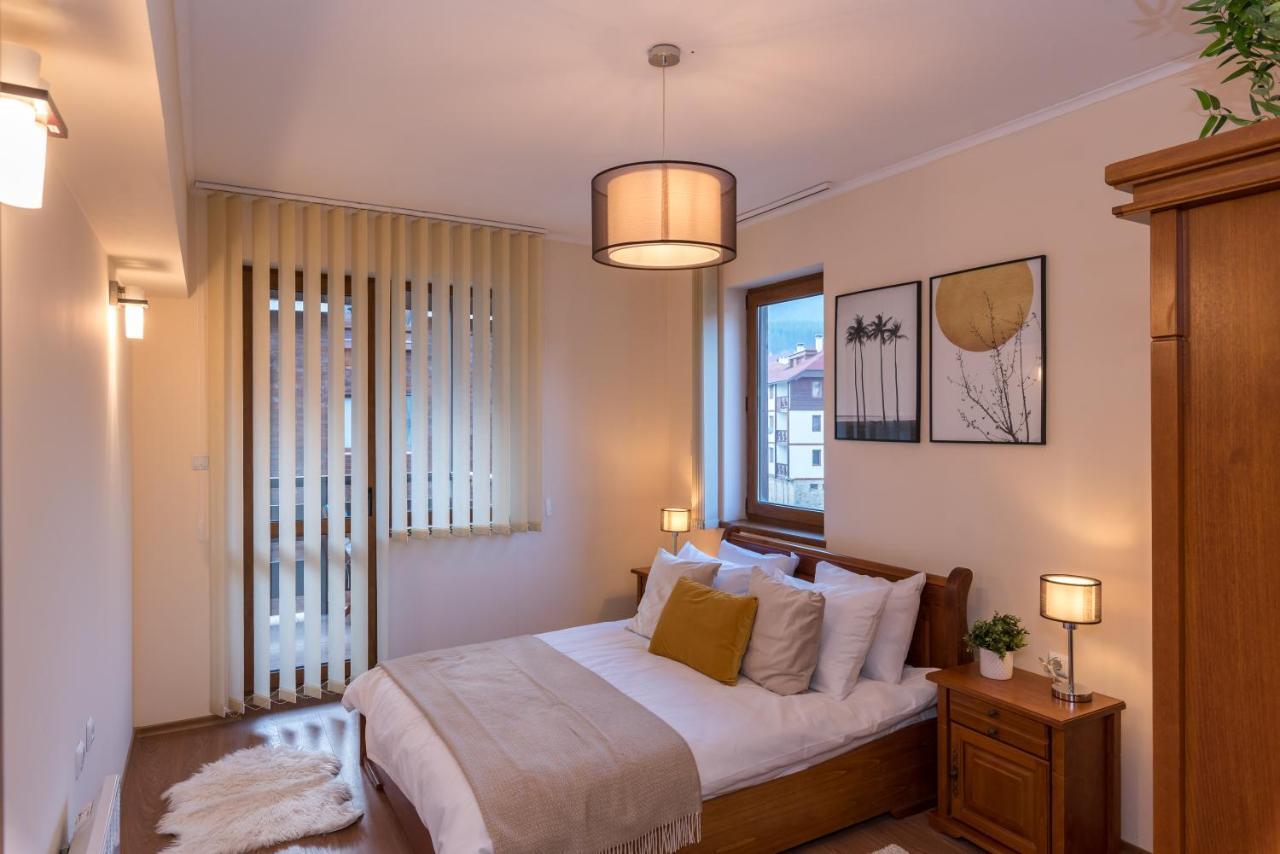 Charming Ski Apartments Near Gondola & Bar Street, Cedar Lodge 1 Complex Bansko Buitenkant foto