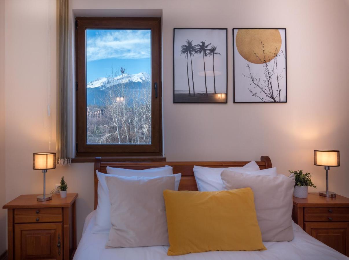Charming Ski Apartments Near Gondola & Bar Street, Cedar Lodge 1 Complex Bansko Buitenkant foto