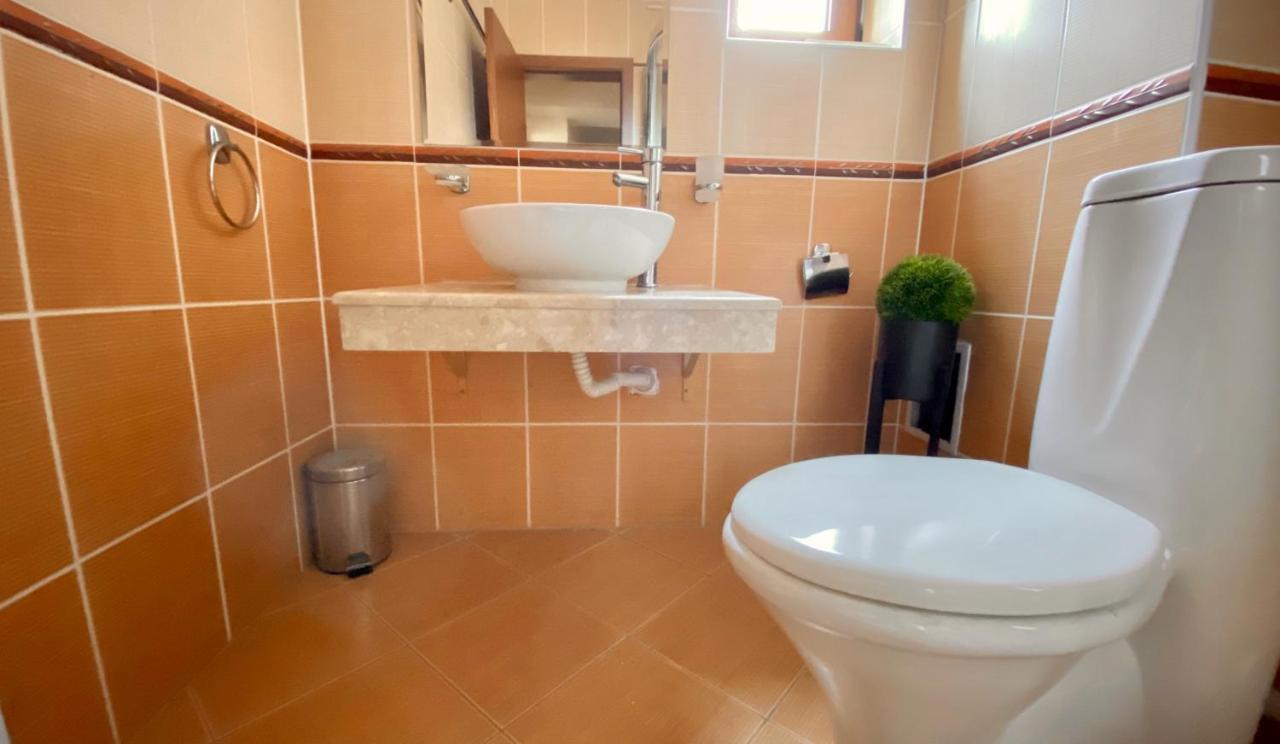 Charming Ski Apartments Near Gondola & Bar Street, Cedar Lodge 1 Complex Bansko Buitenkant foto
