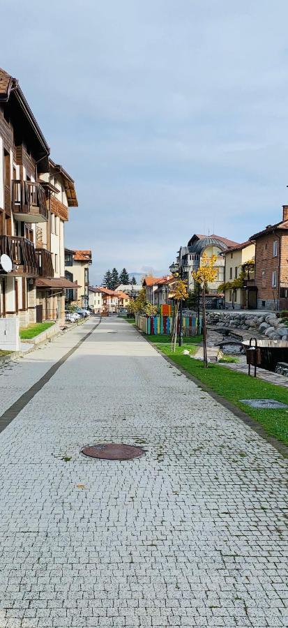 Charming Ski Apartments Near Gondola & Bar Street, Cedar Lodge 1 Complex Bansko Buitenkant foto